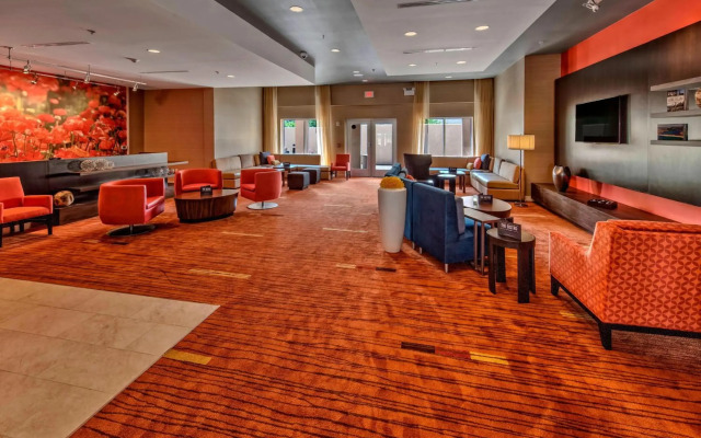 Courtyard Westbury Long Island