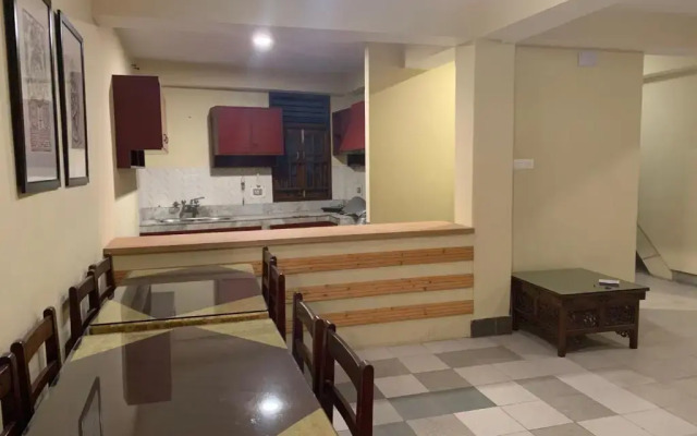 Hotel Tarayana