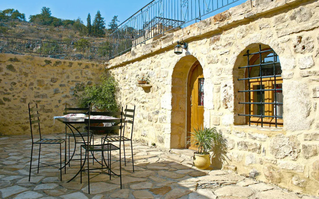 Vacation home in VAFes with balcony