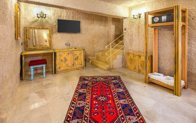 Han Cave Suites