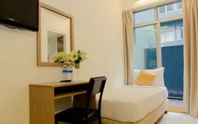 City Campus Lodge & Hotel