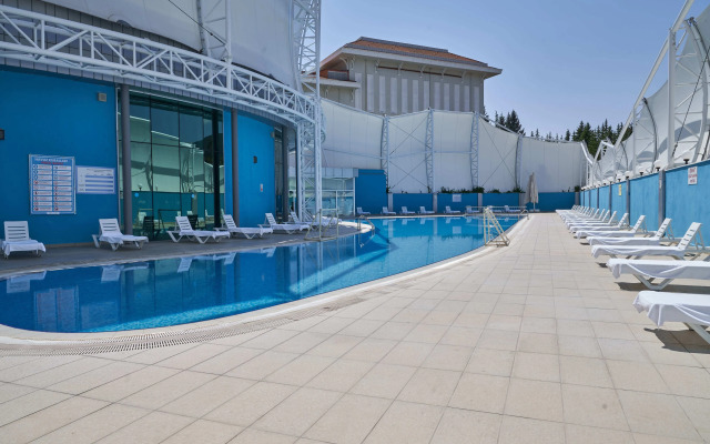 Eliz Thermal Convention Center