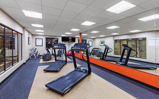 Holiday Inn Express & Suites Houston East, by IHG