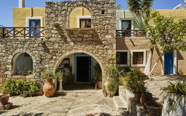 Arolithos Traditional Cretan Village