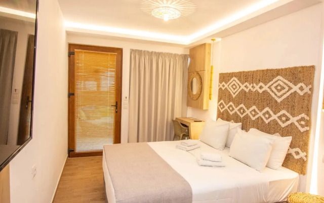Yianna Caravel Suites