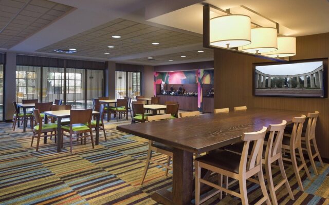 Fairfield Inn & Suites by Marriott Atlanta Buford/Mall of Georgia