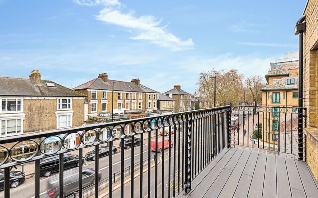 Chiswick Charm: 1 Bed Gem
