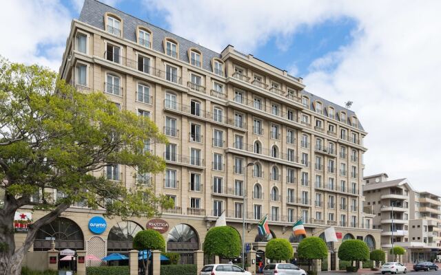 hotelImage