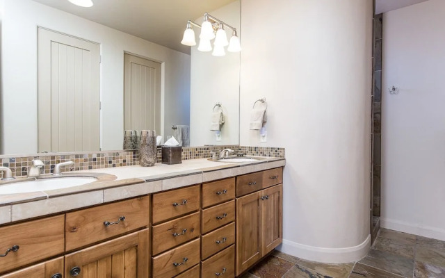 Lava Falls at Entrada Vacation Rentals