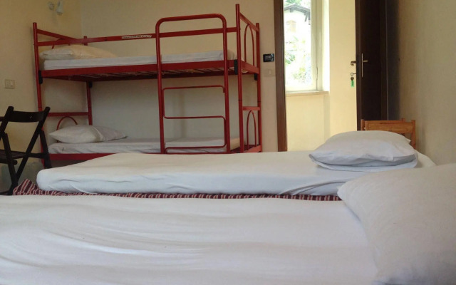 SANTANGELA Hostel & Rooms