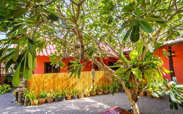 Bubu Lanta Hostel