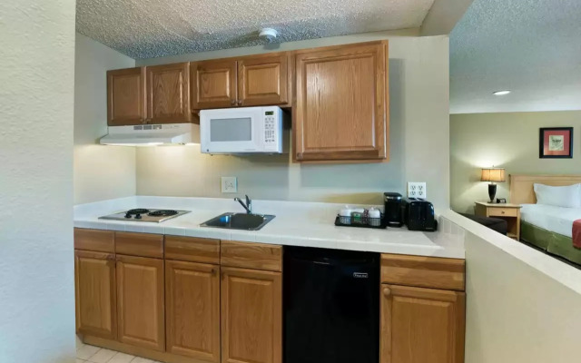 Oxnard Inn Lancaster