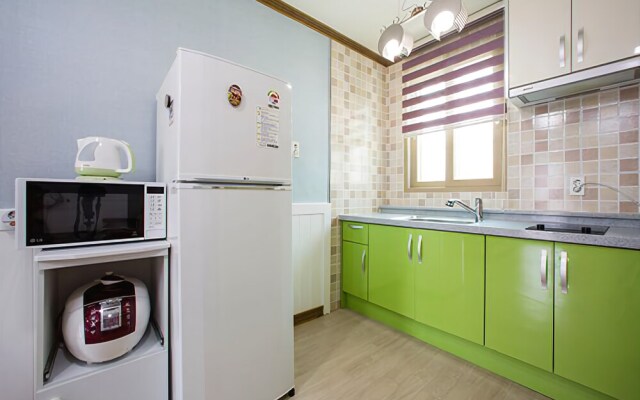 Suncheonman Baytravel Sketch Pension