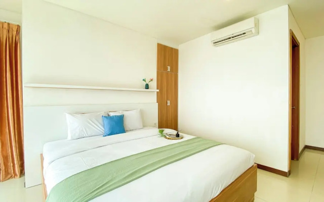 Best Homey And Spacious 3Br At Green Bay Condominium Apartment