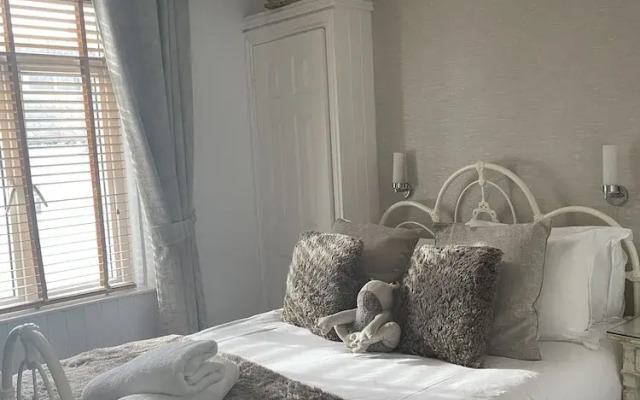 The Twenty One B&B