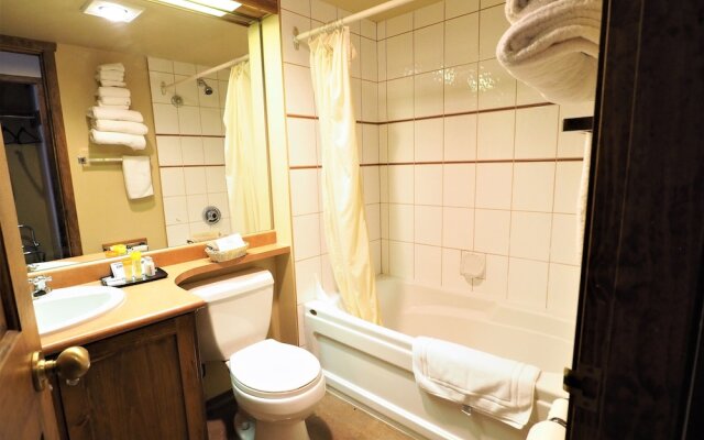 Apex Mountain Inn Standard Room 216 - 1 Br Condo