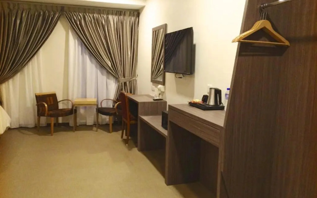 OYO 574 Rs Boutique Hotel
