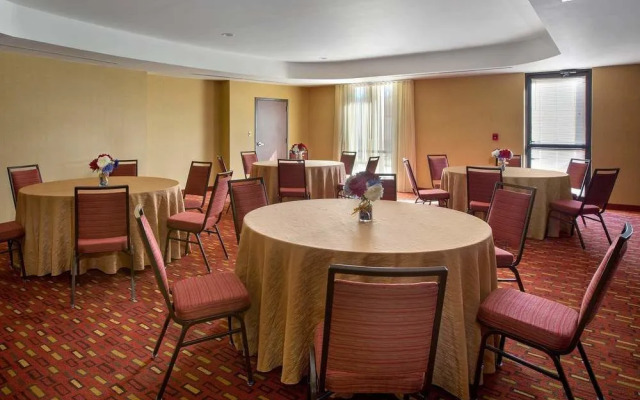 Courtyard Paramus