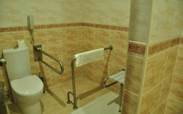 Eser Diamond Hotel & Convention Center