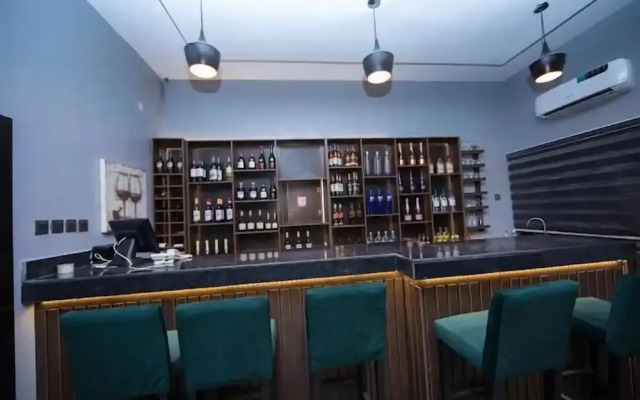Class Suites Hotel and Apartment