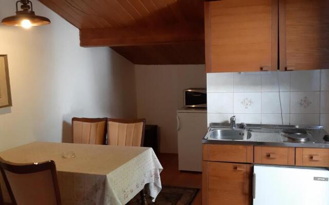 Apartments Oleandar Selce