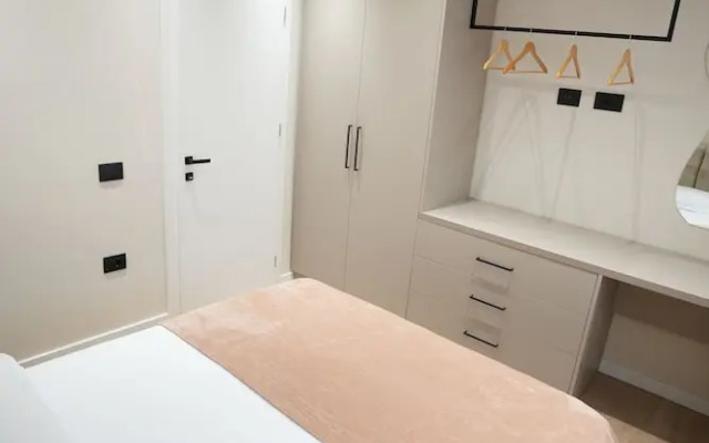 Huqi Luxury Apartments