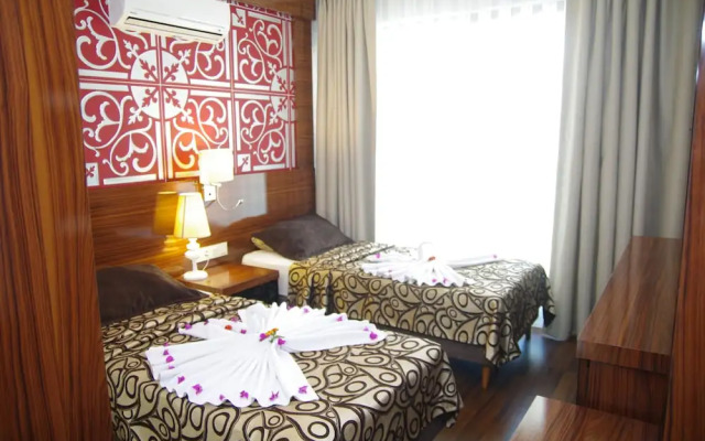 Grand Bayar Beach Hotel - All Inclusive