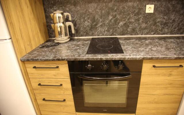 Golden World Suite Hotel