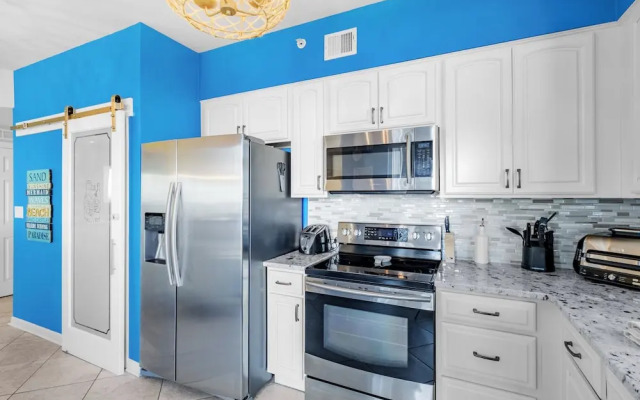 Legacy Towers I Deluxe