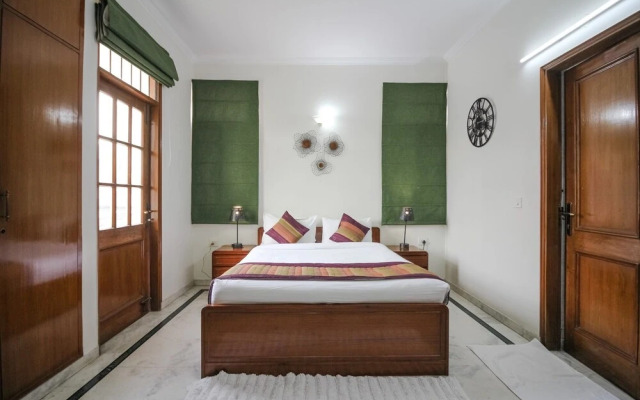 Under My Roof Green Park