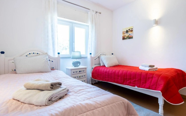 Sea Blue Apartment - Luz Ocean Club