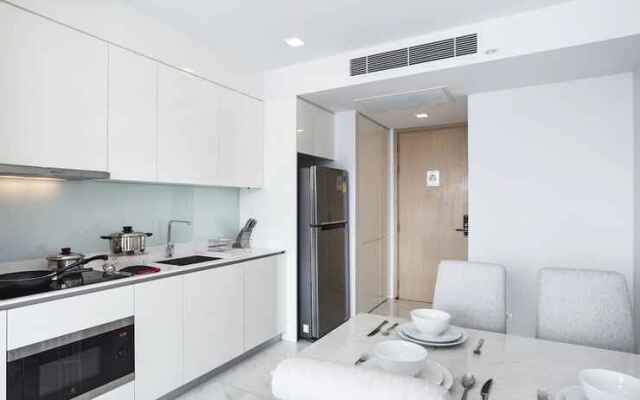 Hyde Sukhumvit 11 By Favstay