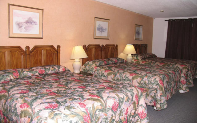Seven Oakes Motel