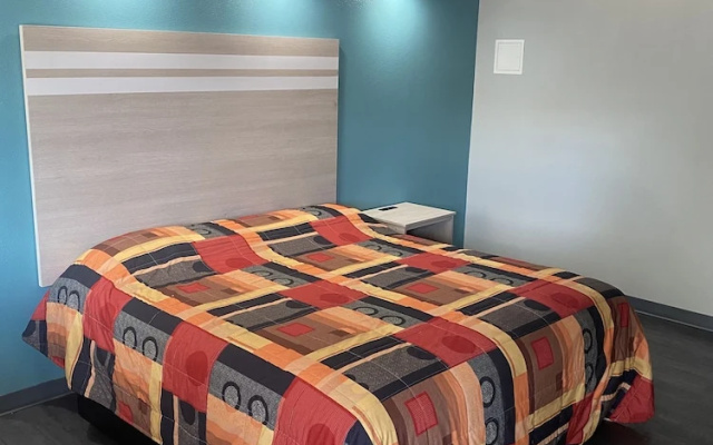 McGuires Motor Inn