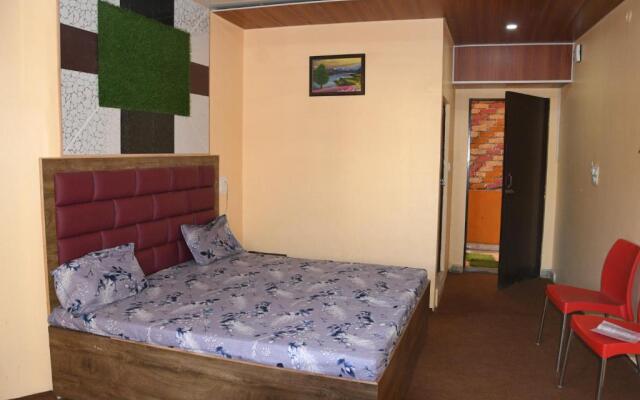 Hotel Mountain View And Rooftop Restaurant