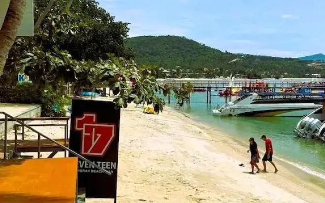 Rockstar Beach Apartments