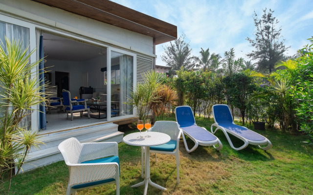 Living Room Beach Resort