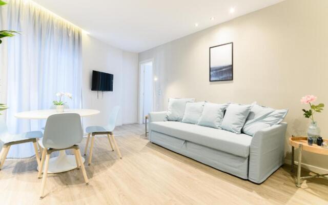 A15 Pristine & lux apartment near Syntagma square