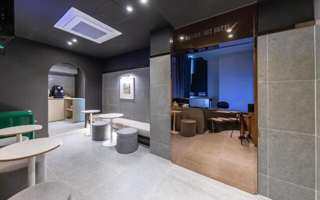 Brown Dot Hotel Seong Seo