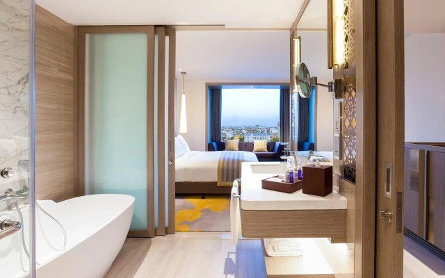 Crowne Plaza Vientiane by IHG