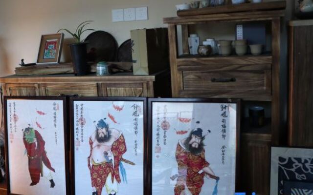 Dali Azhen and Ayue Homestay (Erhai Longkan Branch)