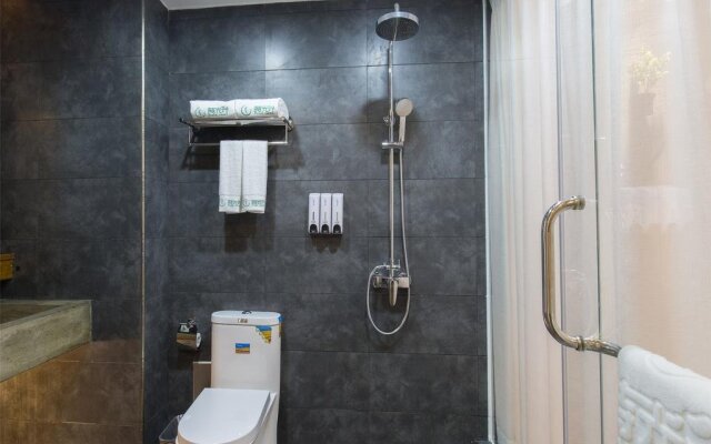 Wenchang Shi Guang Yin Theme Hotel