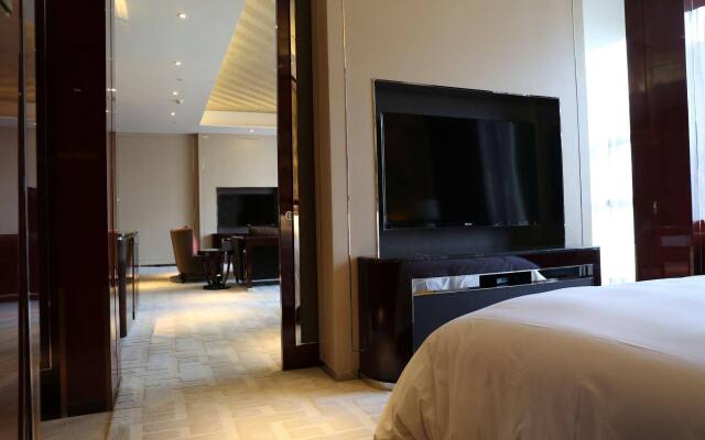 Palace Garden Hotel