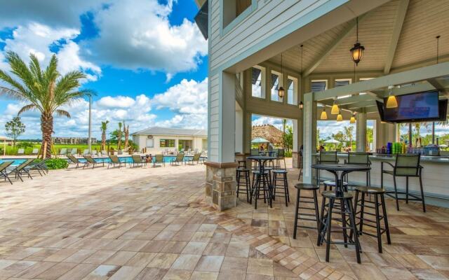 Beautiful Spacious House Near Themed Parks