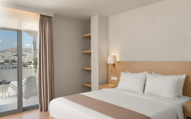 Gallery Central Piraeus Port