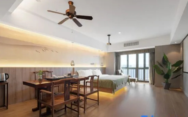 Youth Sunshine Hotel