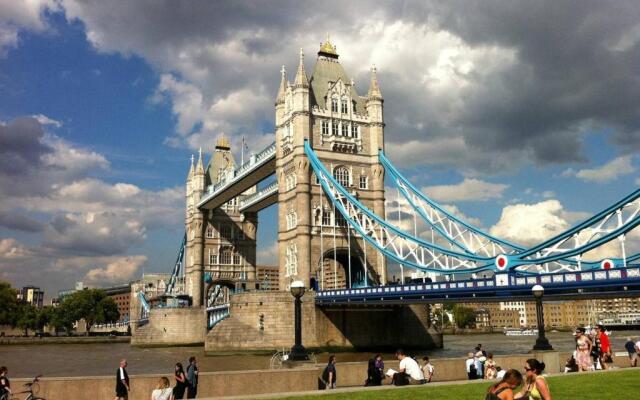 Charming London Town Studio Flat, Tower Bridge