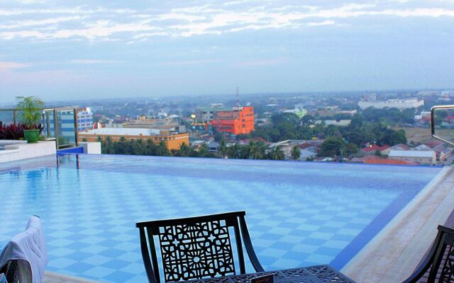 Central Park Tower Resort