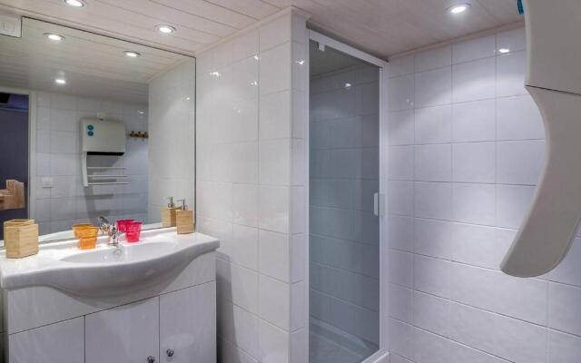 Appartement Cauterets, 6 Pièces, 11 Personnes - Fr-1-401-154