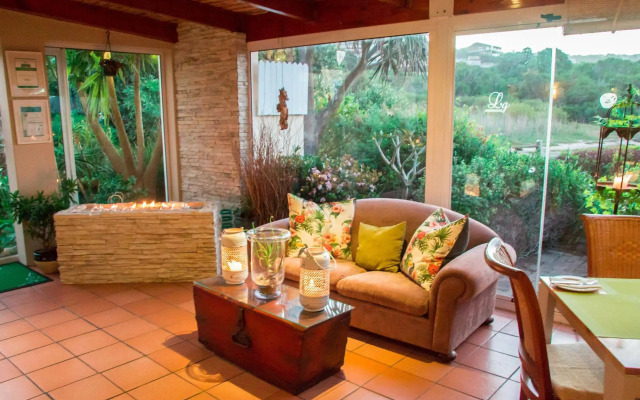 Milkwood Manor on Sea Hotel